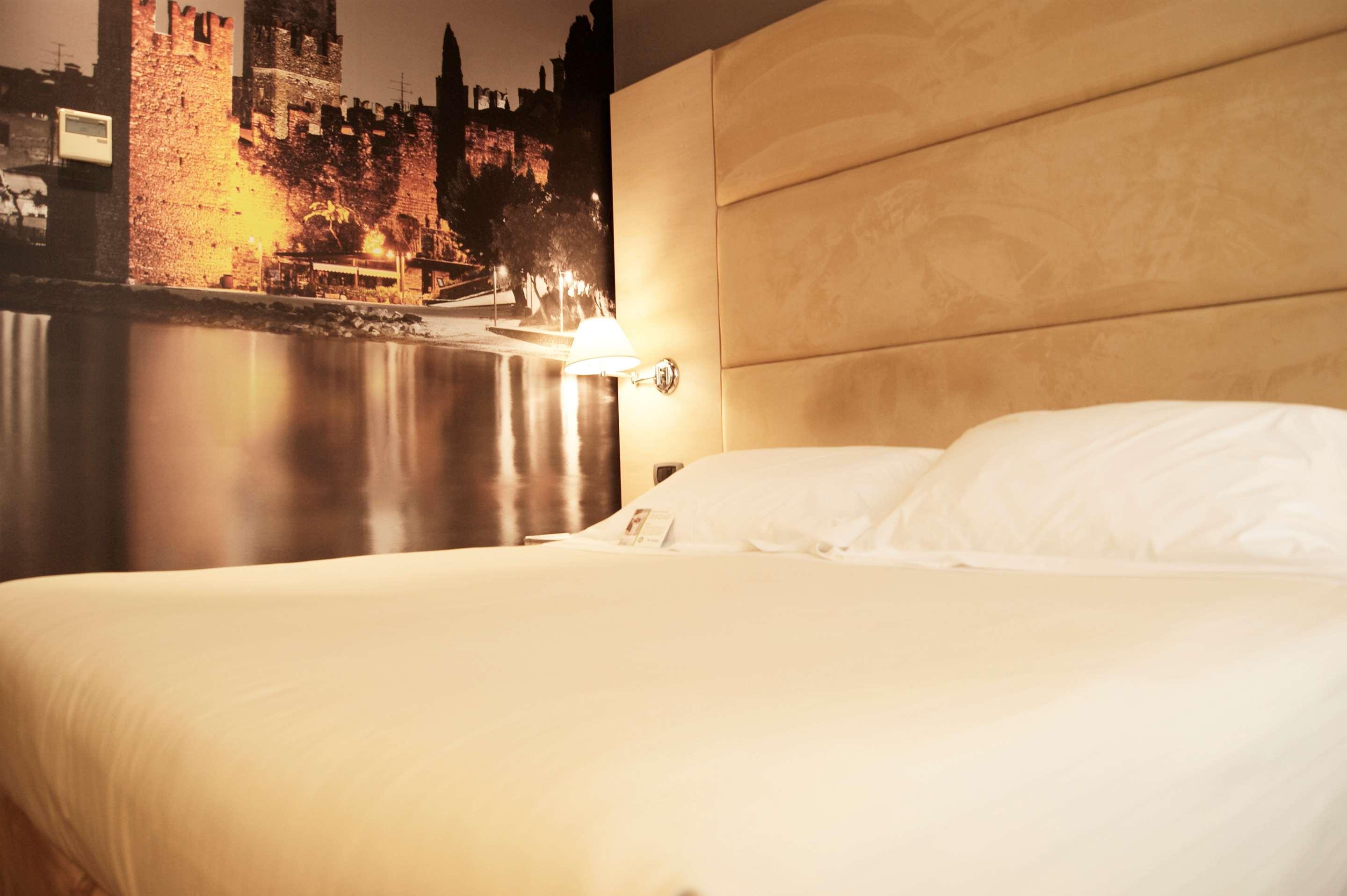 เบสต์ เวสเทิร์น พลัส โฮเต็ล เอ็กซ์โป Hotel วิลลาฟรันกา ดี เวโรนา ภายนอก รูปภาพ