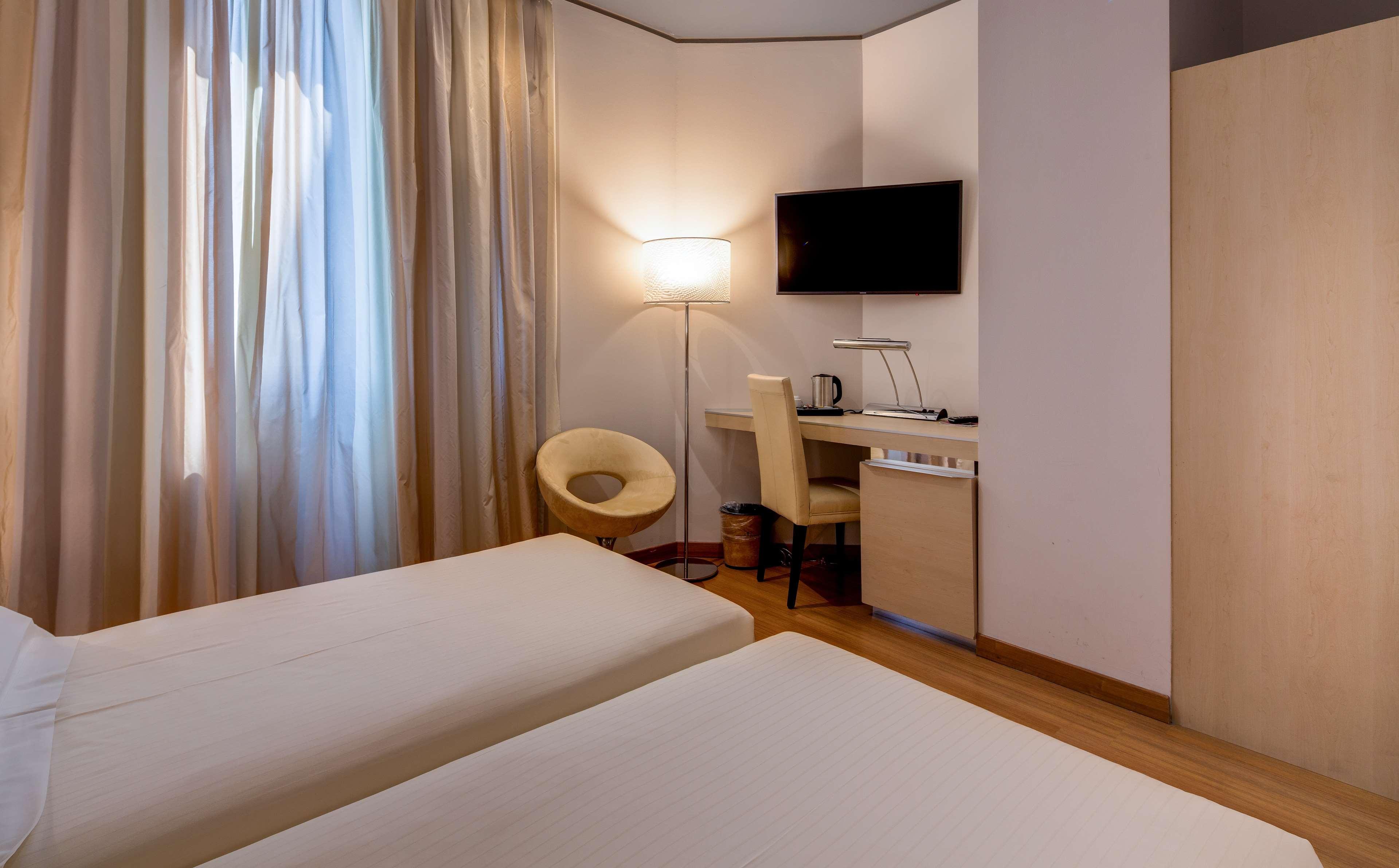 เบสต์ เวสเทิร์น พลัส โฮเต็ล เอ็กซ์โป Hotel วิลลาฟรันกา ดี เวโรนา ภายนอก รูปภาพ